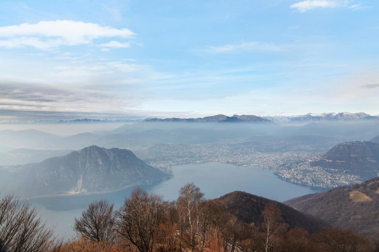 Apartmán La Mansarda Di Eros E Tiziana Lanzo dʼIntelvi Exteriér fotografie
