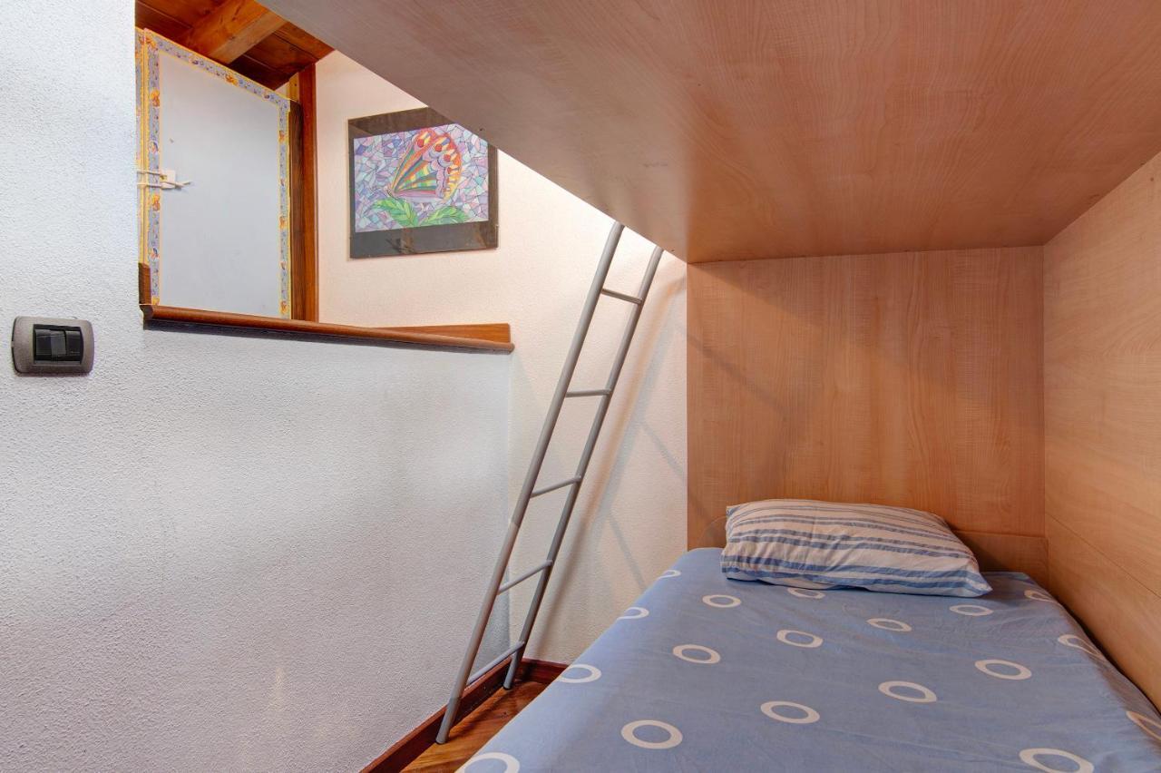 Apartmán La Mansarda Di Eros E Tiziana Lanzo dʼIntelvi Exteriér fotografie